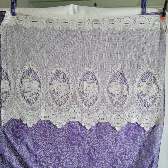White  lace fabric runner doily curtain - Picture 4 of 5